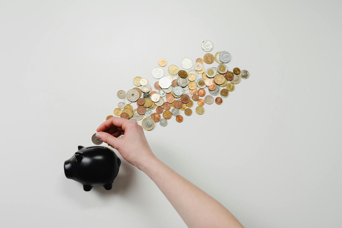 Best High-Yield Savings Accounts 2025: Compare Top APY Banks